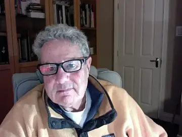 Stripchat Free Porn Cam of Oldpistolpete