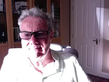 Stripchat Live Sex Cam of Oldpistolpete