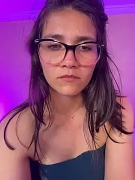 Stripchat Nude Webcam of aurora_divine