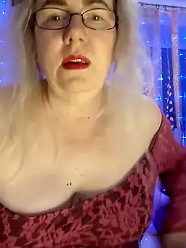 Stripchat Sex Cam of sexi_momy_Jennifer