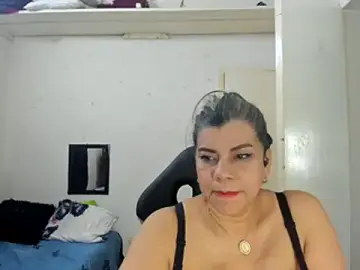 Stripchat Best live sex cam show of vikyadams