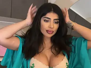 Stripchat Free Porn Cam of ArabicBarbie