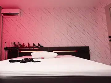 Stripchat Nude Webcam of big_boobs_blonde