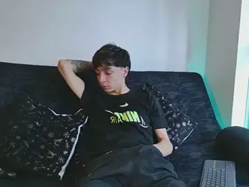 Stripchat Best Webcam of ethan_and_ava