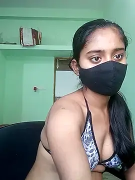 Stripchat Live Sex Cam of shrutee12