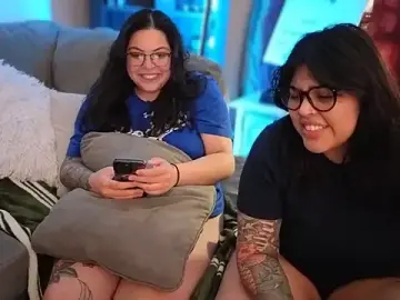 Stripchat Free Porn Cam of drizzypeach602