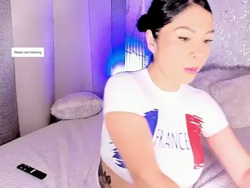 Stripchat Live Sex of AntonellaFerrerr_1