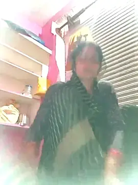 Stripchat Live Sex Cam of Pooja_shre