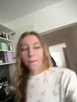 Stripchat Live Sex of romyxxs