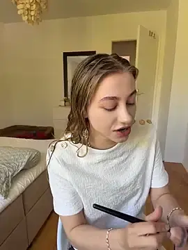 Stripchat Free Porn Cam of romyxxs