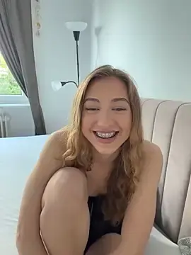 Stripchat Live Porn of romyxxs