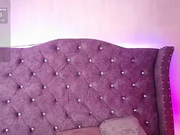 Stripchat Live Sex of Violet_Collins1