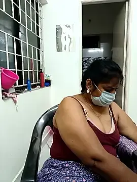 Stripchat Nude Webcam of tamil_manjalmaami