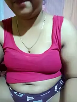 Stripchat Live Sex Cam of Ayshareya_baby