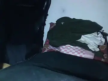 Stripchat Live Sex Cam of ILOVEhairywoman