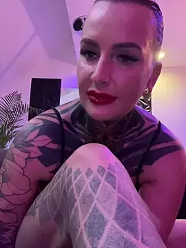 Stripchat Adult Video Chat of KathaleaNoir