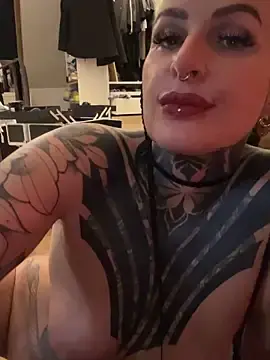 Stripchat Free Live Porn of KathaleaNoir