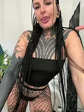 Stripchat Adult Webcams of KathaleaNoir