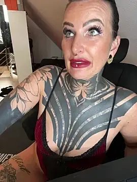 Stripchat Watch Live Sex Cams of KathaleaNoir