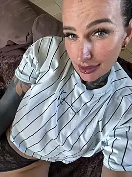 Stripchat Watch Live Sex Cams of KathaleaNoir