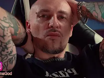 Stripchat Watch Live Sex Cams of LuckyAlexx