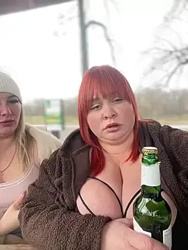 Stripchat Live Sex of SweetCuteGirls1023