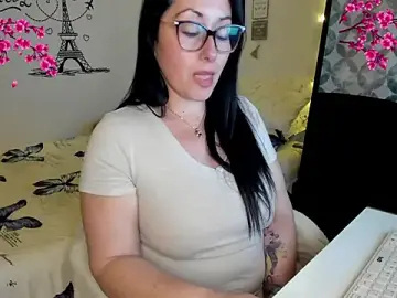 Stripchat Live Sex Cam of nataparis