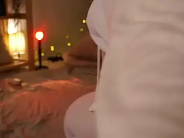Stripchat Live Sex Cam of ScarletBlaze
