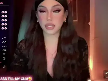 Stripchat Live Sex Cam of madam_agnes1