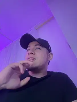 Stripchat Live Porn of OliverTabordaa