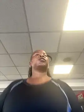 Stripchat Free Porn Cam of SweetCandy84