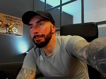 Stripchat Best live sex cam show of AronGrant