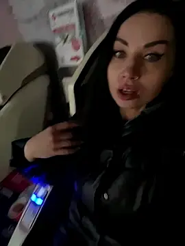 Stripchat Live Sex of CrazzyChicks