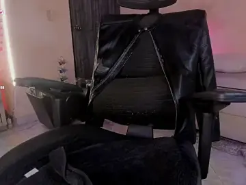 Stripchat Nude Webcam of Jess_Collen