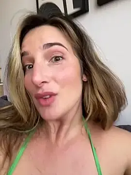 Stripchat Live Sex Cam of Thescorpionfr_