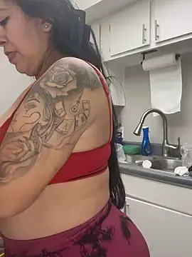 Stripchat Nude Webcam of latina_curvy22