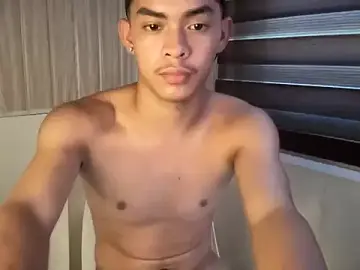 Stripchat Adult Webcam of yourhotasian_jhonpol16