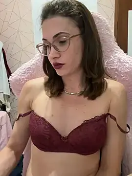 Stripchat Watch Live Sex Cams of Irresistible24
