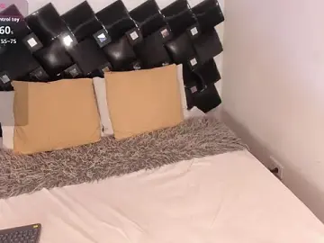 Stripchat Free Live Porn of Miia_Thompsonn