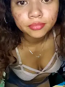 Stripchat Live Sex Cam of Violethroos