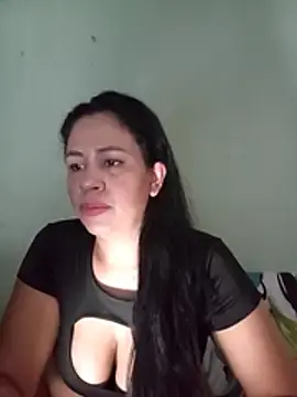 Stripchat Nude Webcam of LeilaTaylor