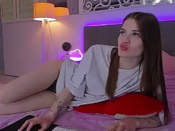 Stripchat Adult Webcam of LuisaClover
