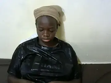 Stripchat Free Porn Cam of Thicky_kyla