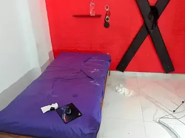 Stripchat Sex Cam of bdsmforever18