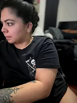 Stripchat Adult Webcams of kimmiakiss22