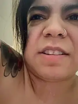 Stripchat Live Porn of kimmiakiss22