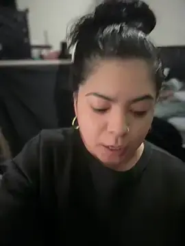 Stripchat Watch Live Sex Cams of kimmiakiss22