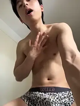 Stripchat Watch Live Sex Cams of kissbaby-111