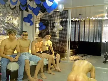 Stripchat Adult Webcam of Boysgang_sex
