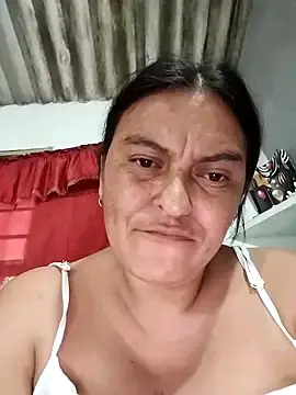 Stripchat Adult Webcam of Horny-Mommy-Dirty